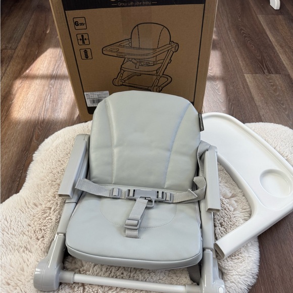 Gray Baby Booster Seat with Tray - Picture 6 of 13